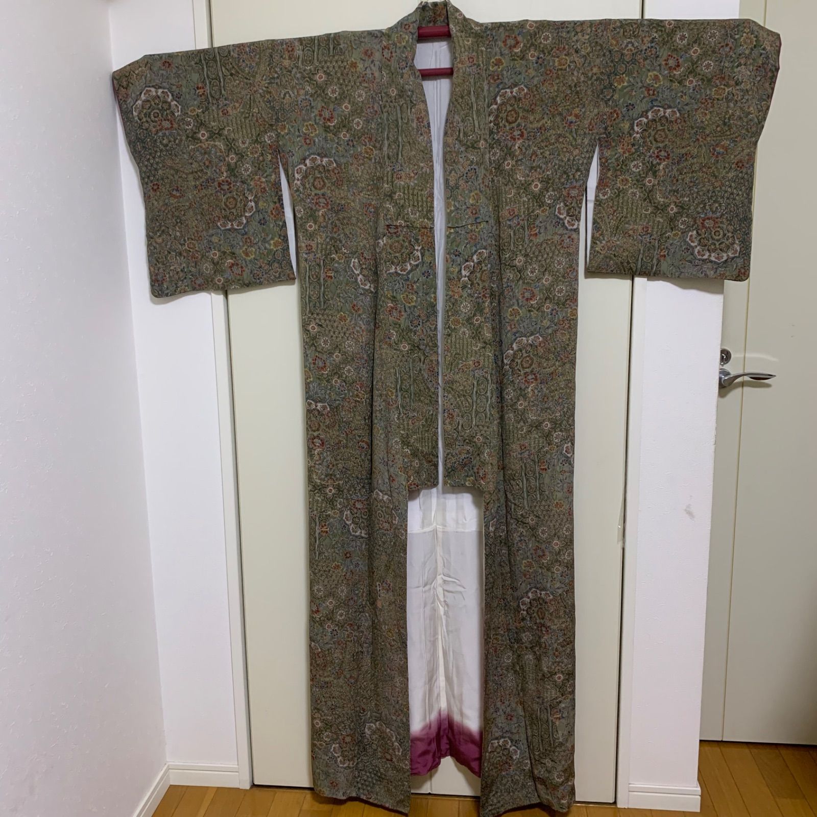 k-6546 縮緬 素敵な更紗模様 小紋 正絹 広衿 袷 着物 k-6546 縮緬 素敵な更紗模様 小紋 正絹 広衿 袷 着物 - メルカリ