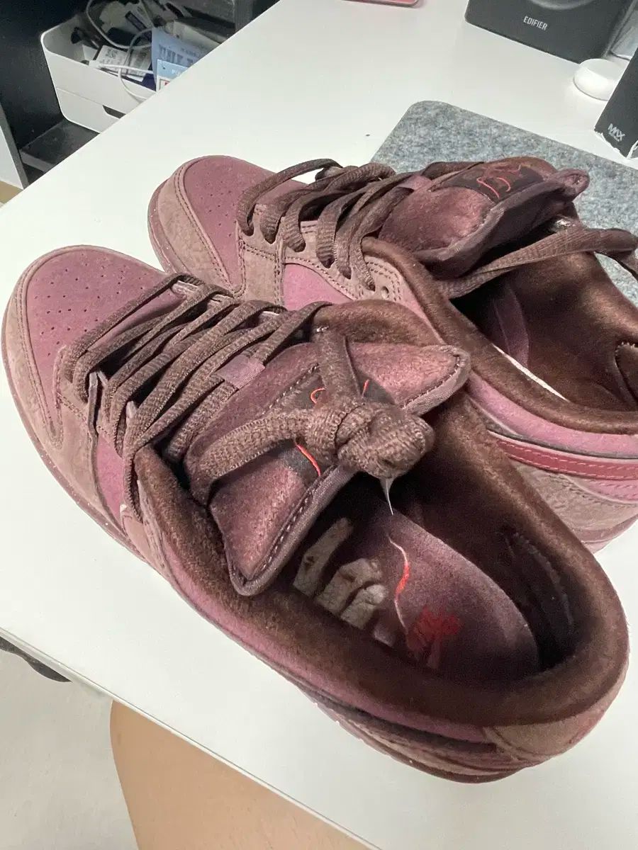  260 ダンク sb バーガンディー その他 靴