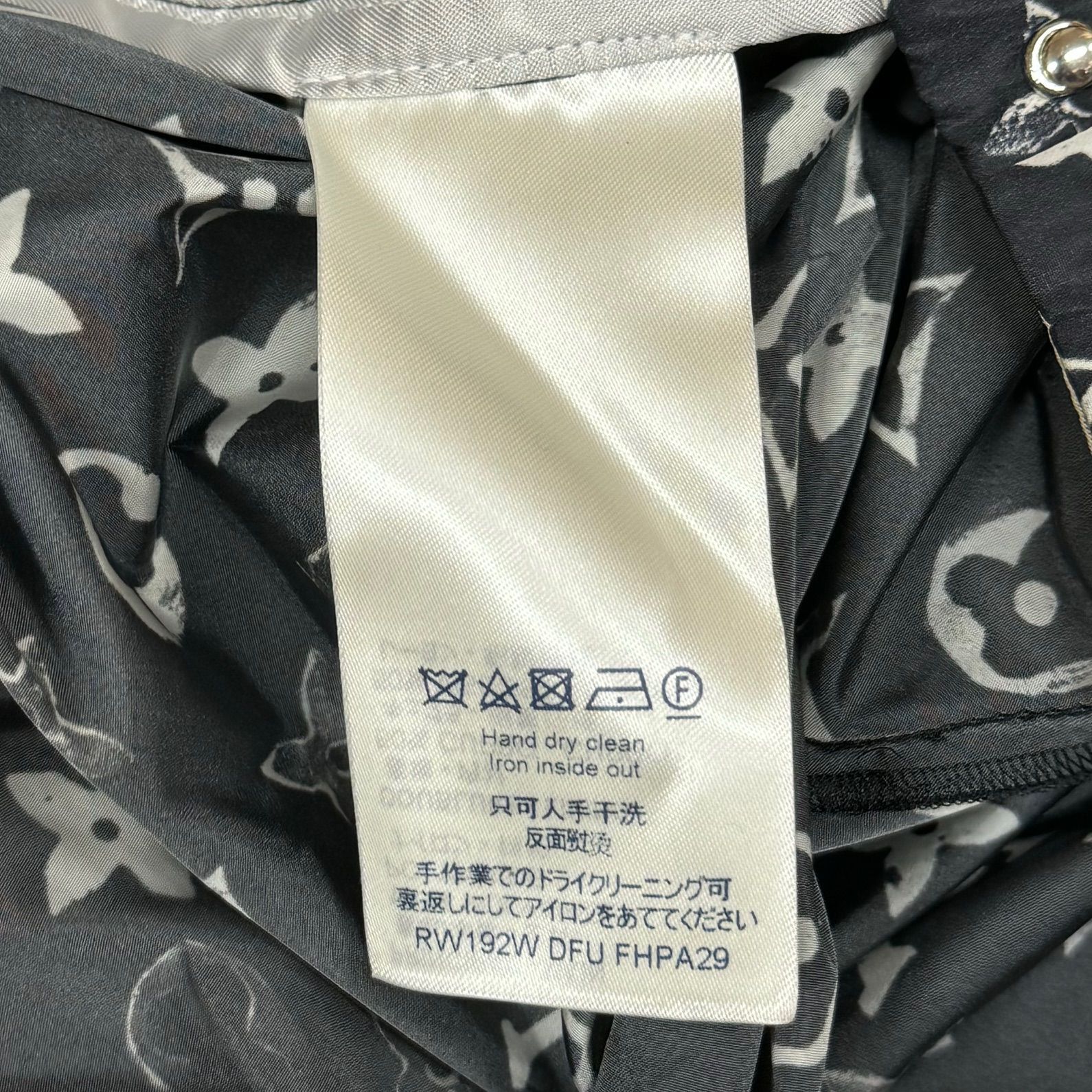 国内正規 定価281600円 LOUIS VUITTON 19AW ステンシルエフェクト
