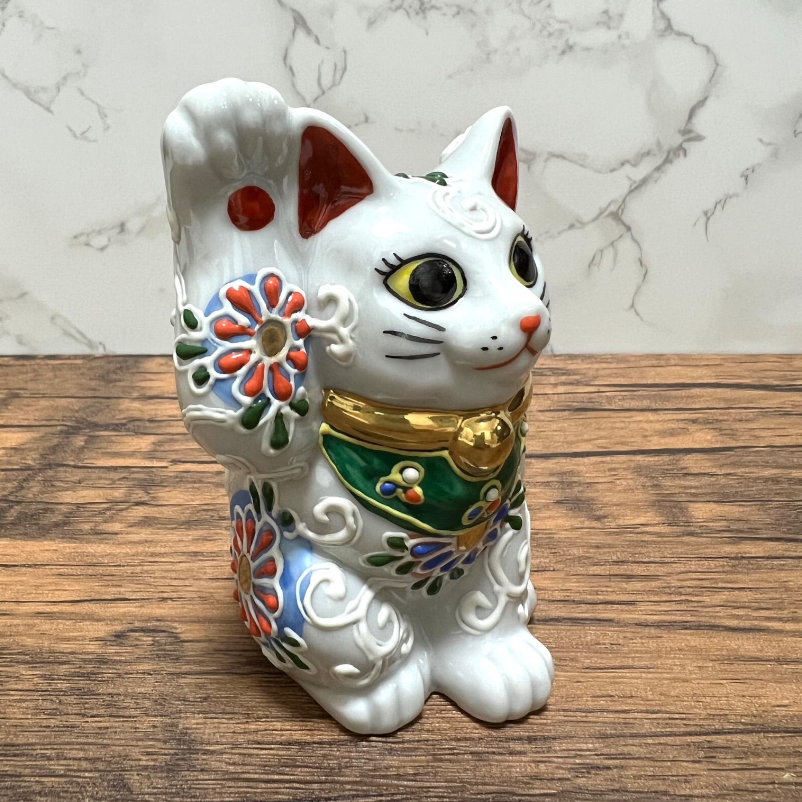 九谷焼】招き猫 4号 白盛 右手 金運招福 縁起物 新品 - メルカリ