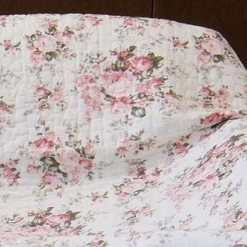 薔薇柄ピンク１９０ｘ２４０ｃｍ 両面使用できる綿100％水洗いキルトマルチカバー ☆両面使用できる綿100％水洗いキルトマルチカバー 薔薇柄ピンク