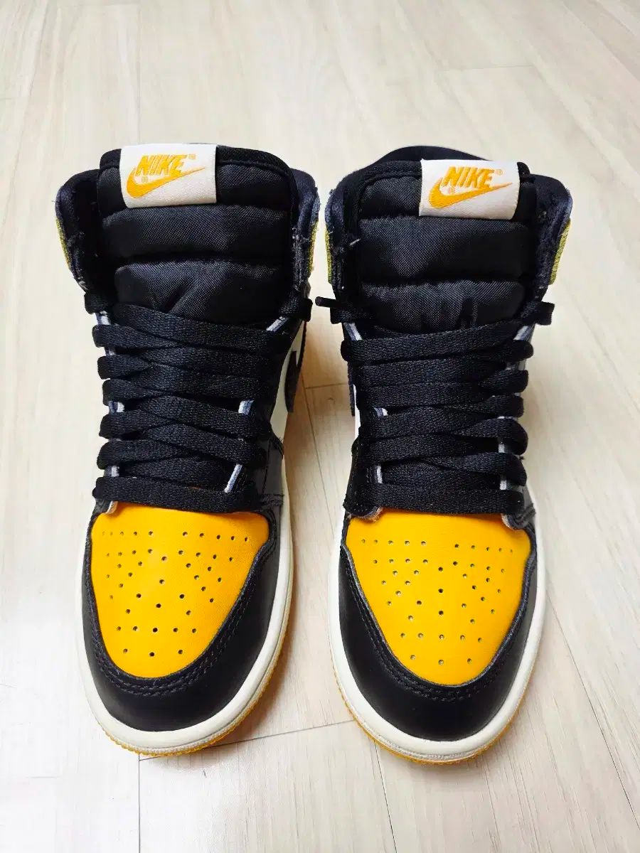 ジョーダン1 レトロ ハイ Taxi タクシー 220mm