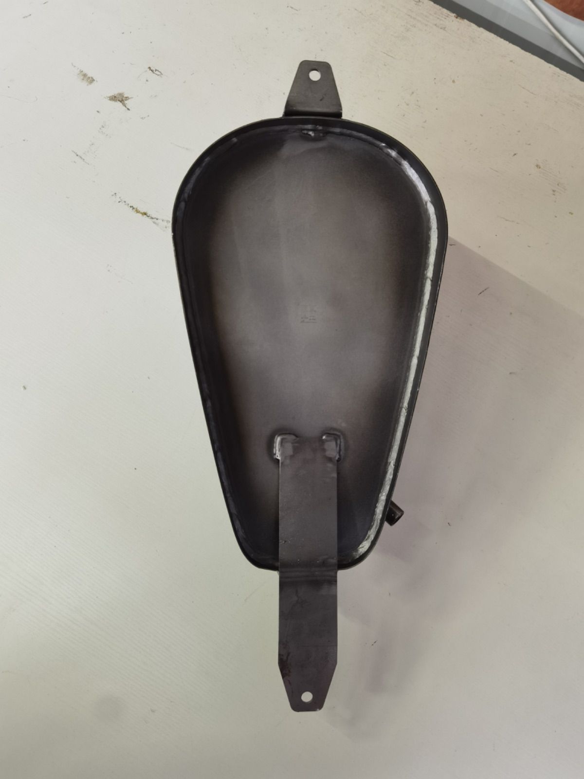 ９L