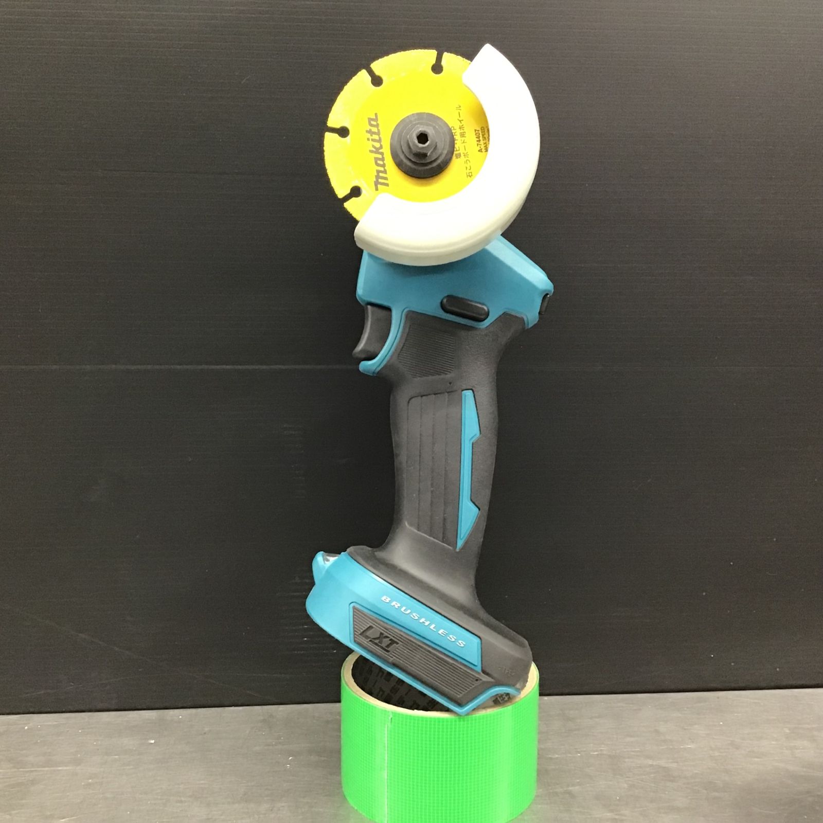 ☆マキタ(makita) コードレスコンパクトカッタ MC300DZ【戸田店】 ☆マキタ(makita) コードレスコンパクトカッタ MC300DZ【戸田店】