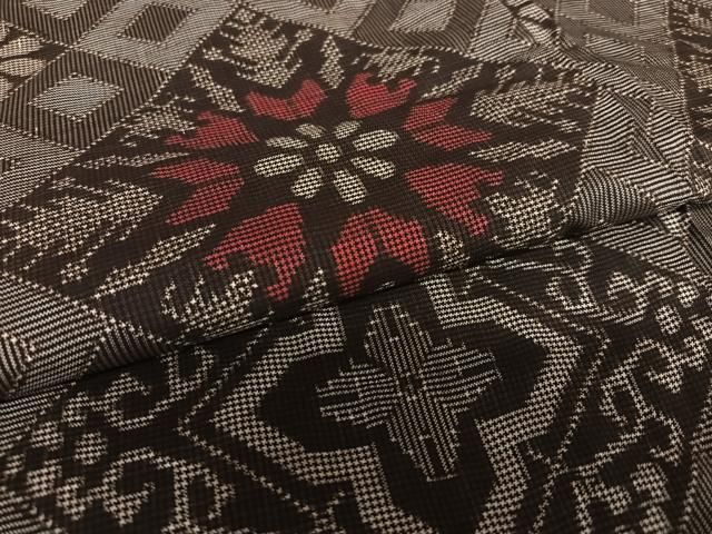 平和屋着物○本場大島紬 龍郷絣 手織り 富常豊作 証紙付き 正絹 逸品