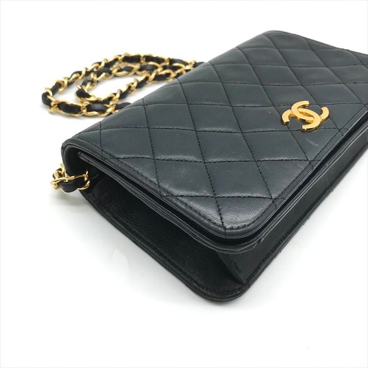 良品 CHANEL シャネル ココマーク プッシュロック ミニマトラッセ ラムスキン チェーン ショルダー バッグ ブラック レディース a8621 CHANEL ミニマトラッセ プッシュロック ラムスキン ショルダーバッグの