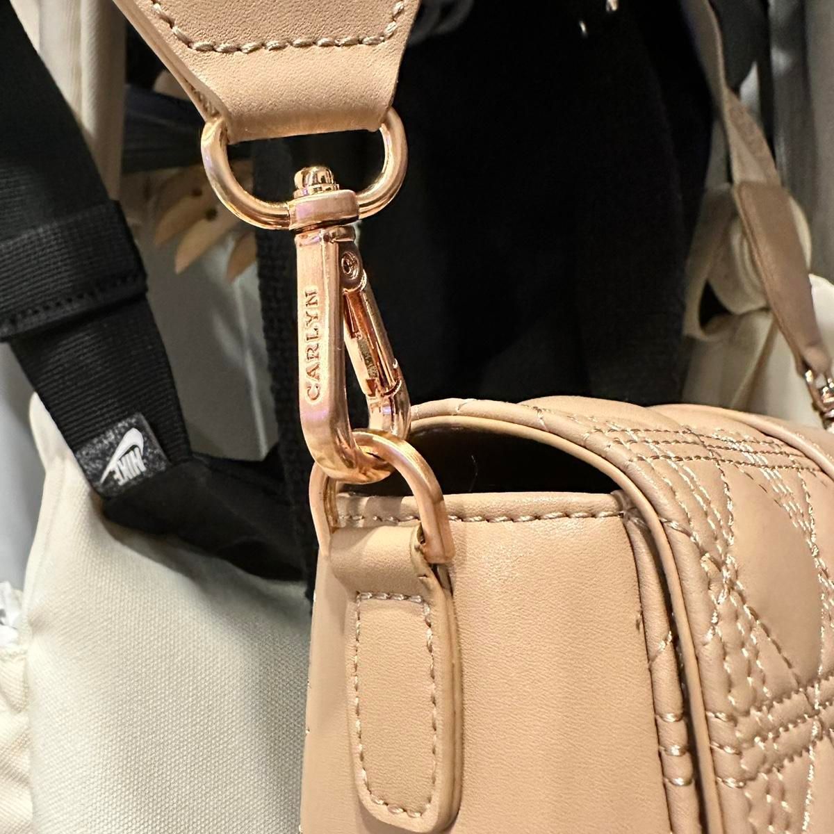 Bunjang商品韓国直送】CARLYN(カーリン) ミニッツバッグ ライト  