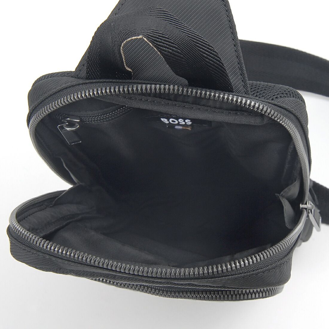 HUGO BOSS ヒューゴボス ボディバッグ メンズ ブラック 50548221