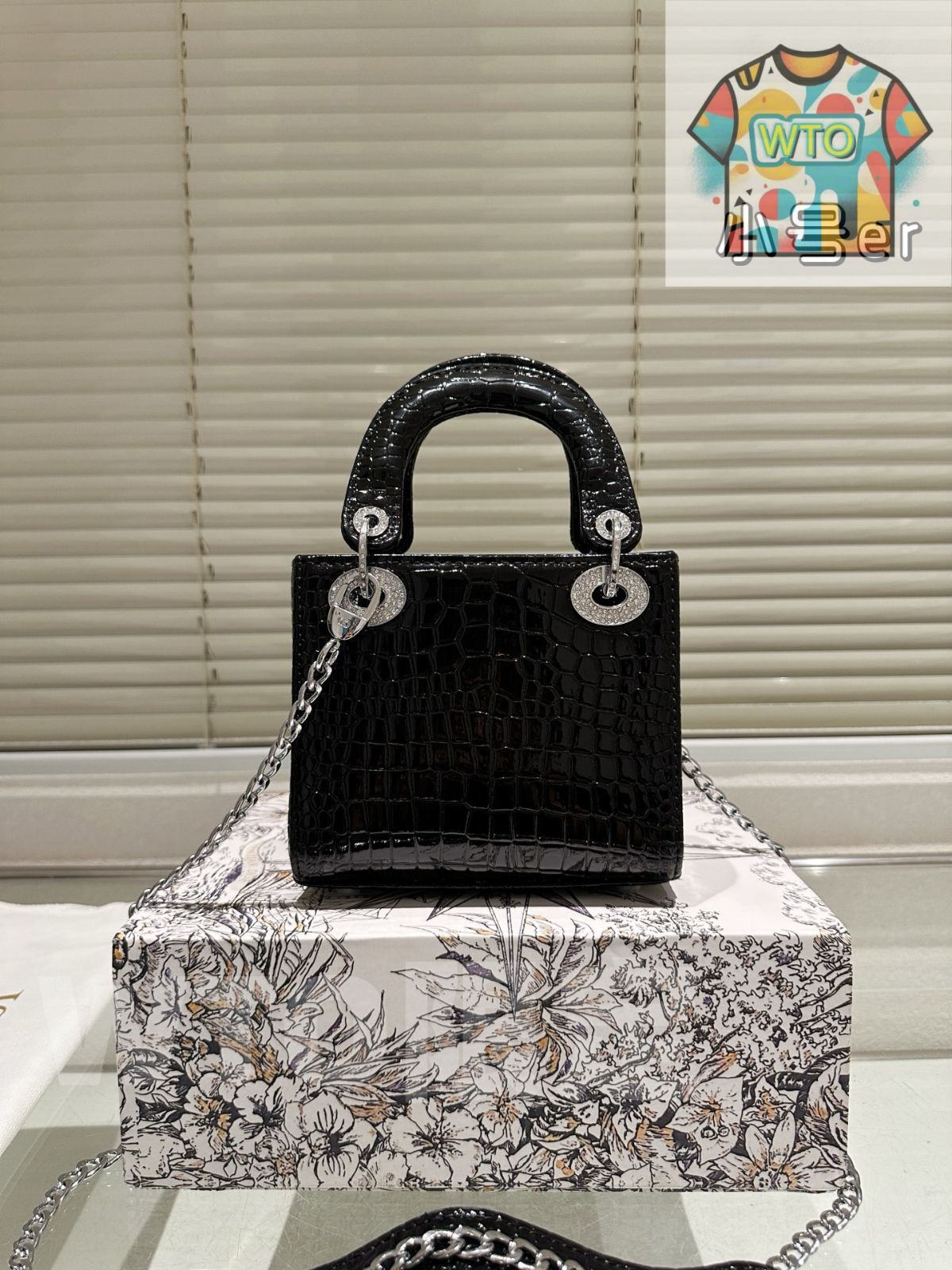 今日 Dior Lady Dior Bag with F ing Gift Box - レディー ディオール バッグ フォールディングギフトボックス付き-WTO輸入2