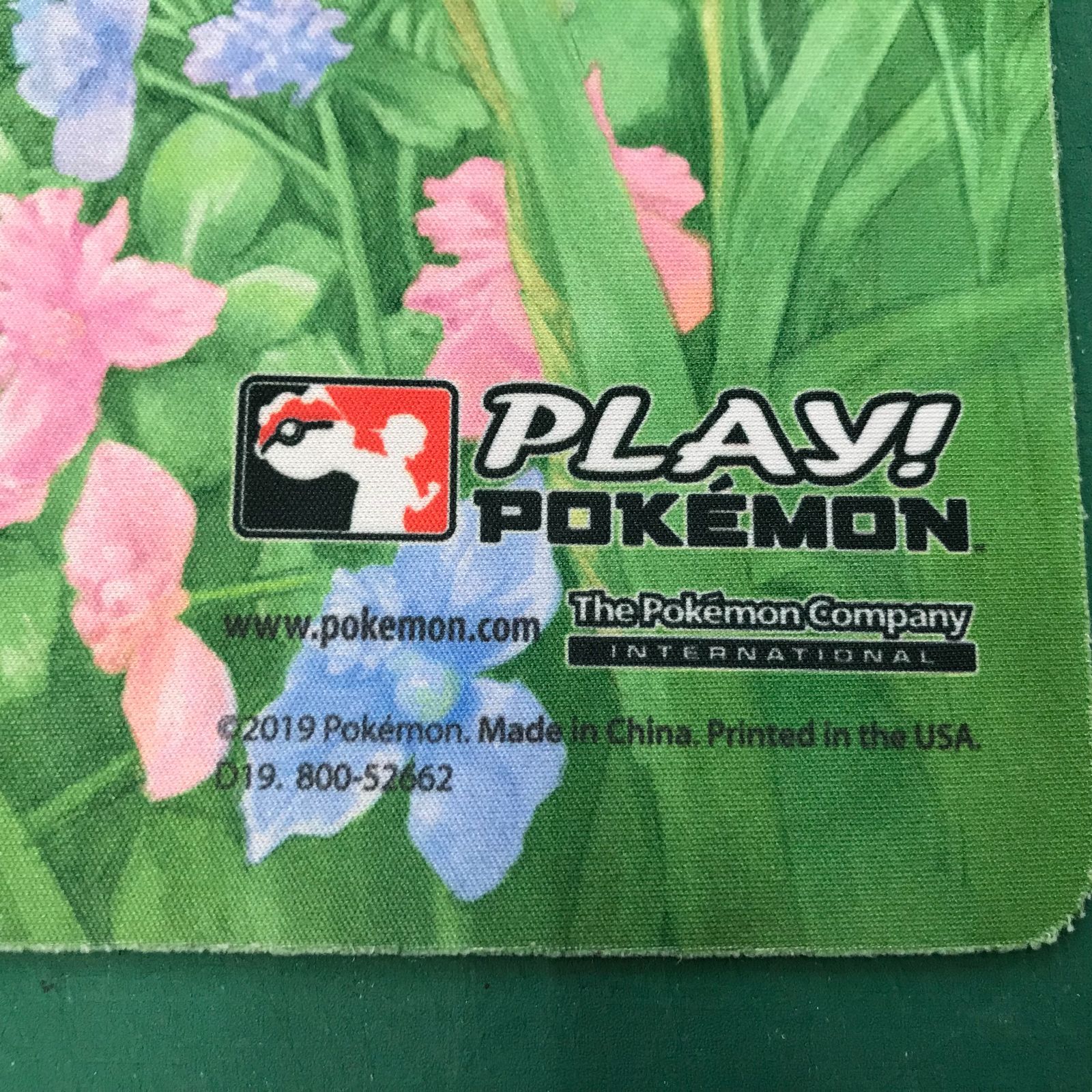 広店】ポケモン サーナイト ニンフィア プレイマット 海外版