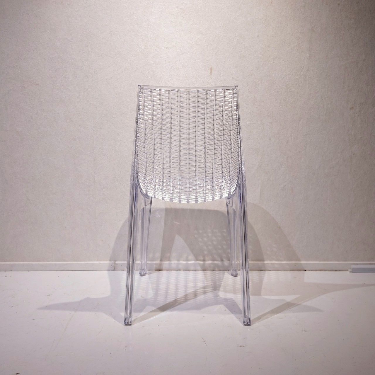 Scab スキャブ Tricot トリコット ダイニングチェア アームレス チェア 椅子 クリア モダン ミニマル イタリア MARWIL-DEMENAGEMENTS_CH