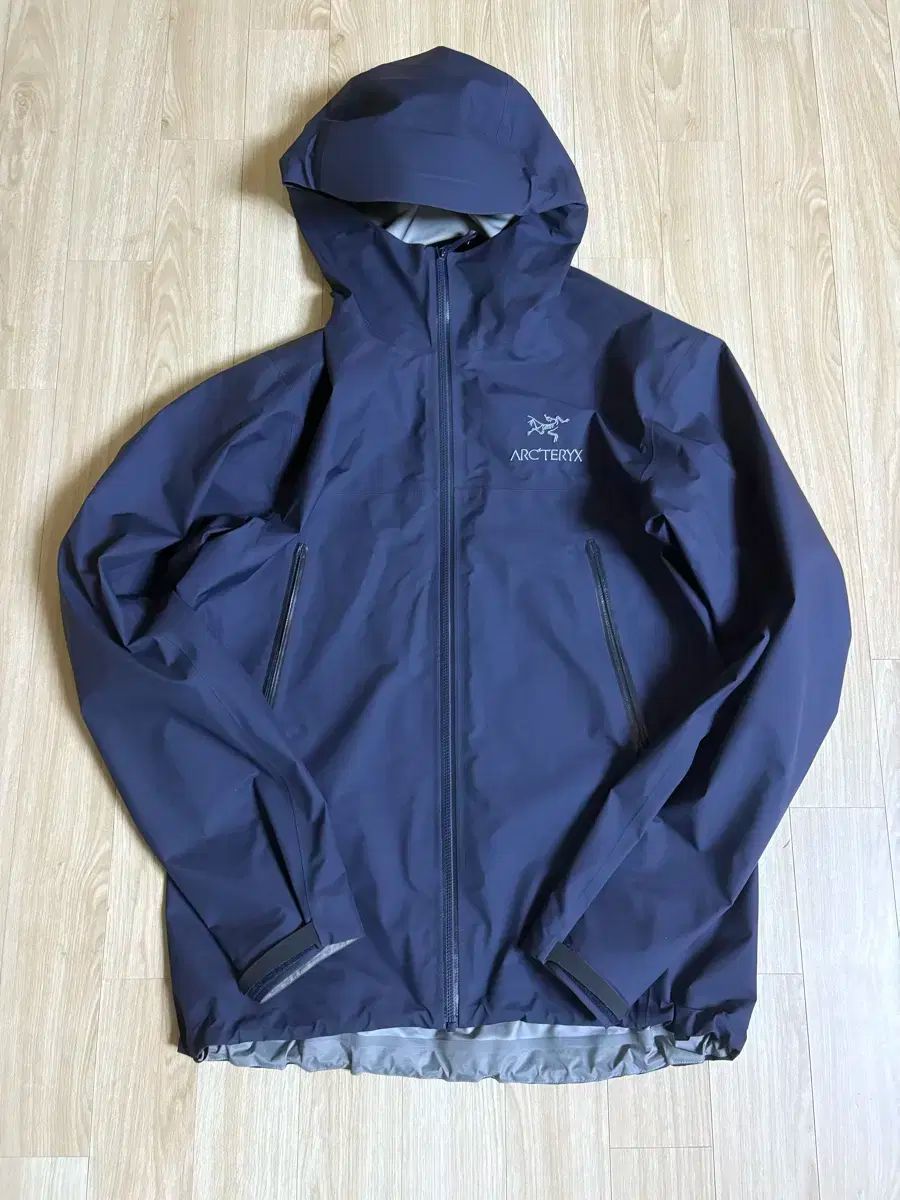 ARC TERYX アークテリクス ベータ s