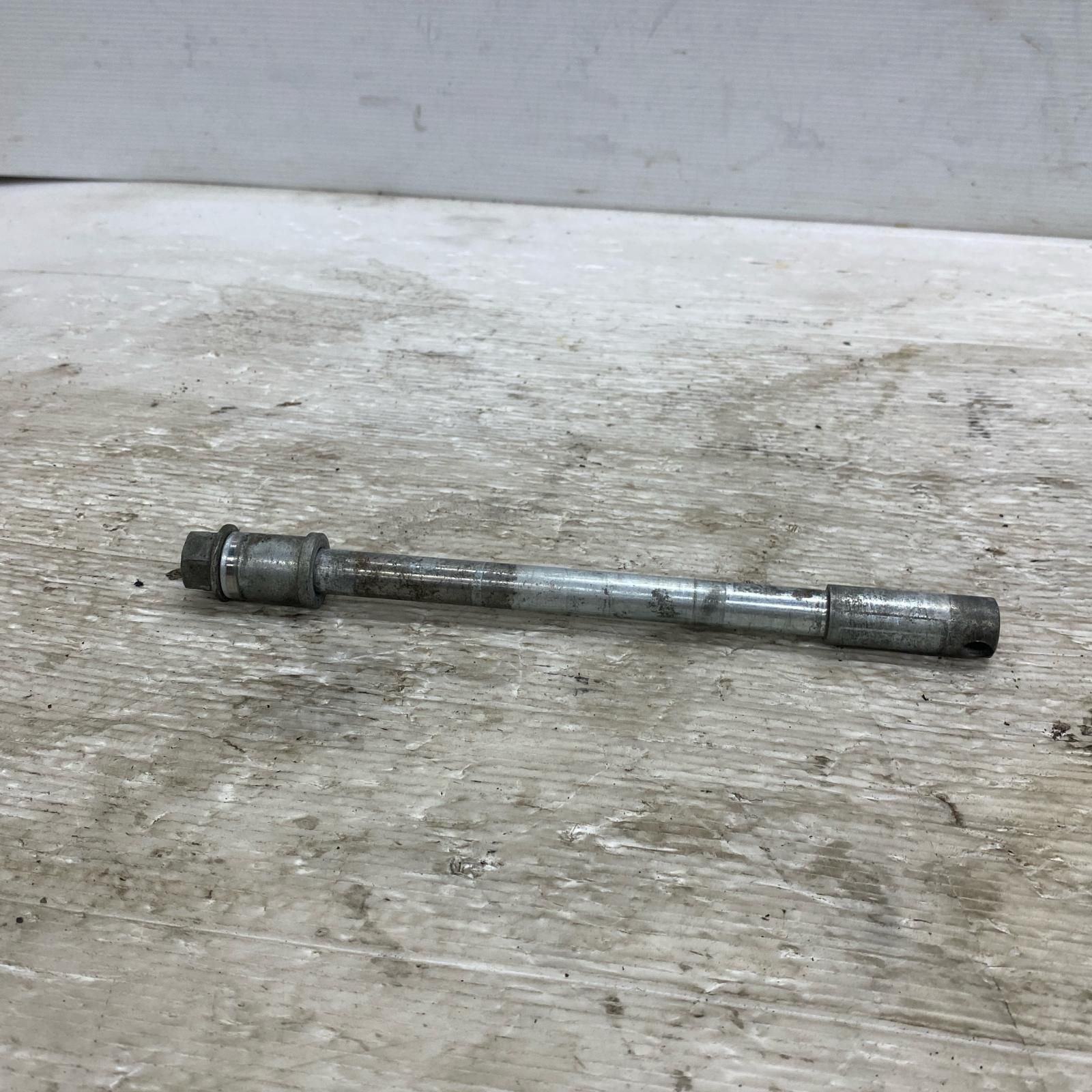 KAWASAKI Z550FX/Z400FX アクスルシャフト フロント カワサキ