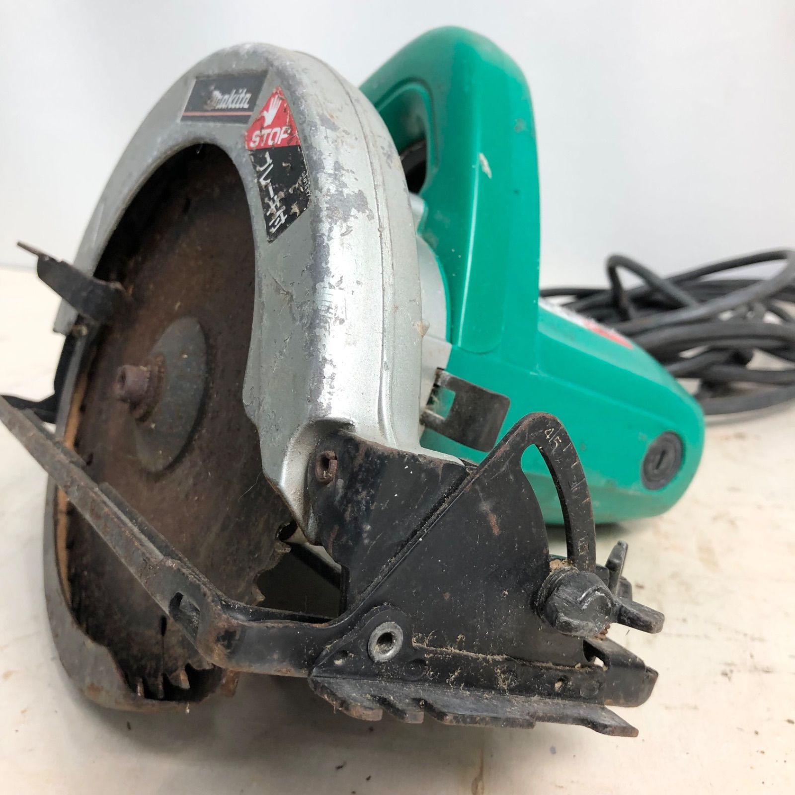 makita マキタ モデル M560 6型マルノコ 丸ノコ 155～165mm 電動工具 