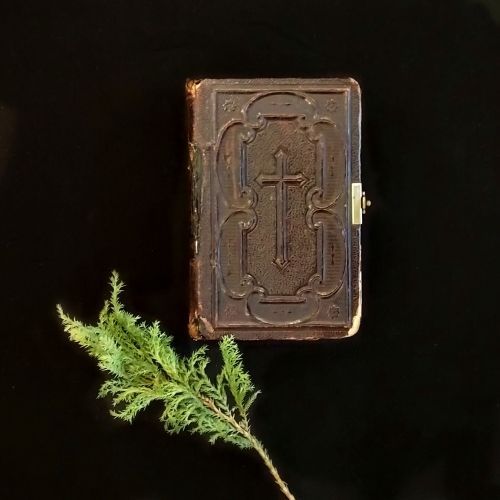 アンティーク 祈祷書 1889年 フランス 革装 挿画 聖書 ミセル 洋書 古書