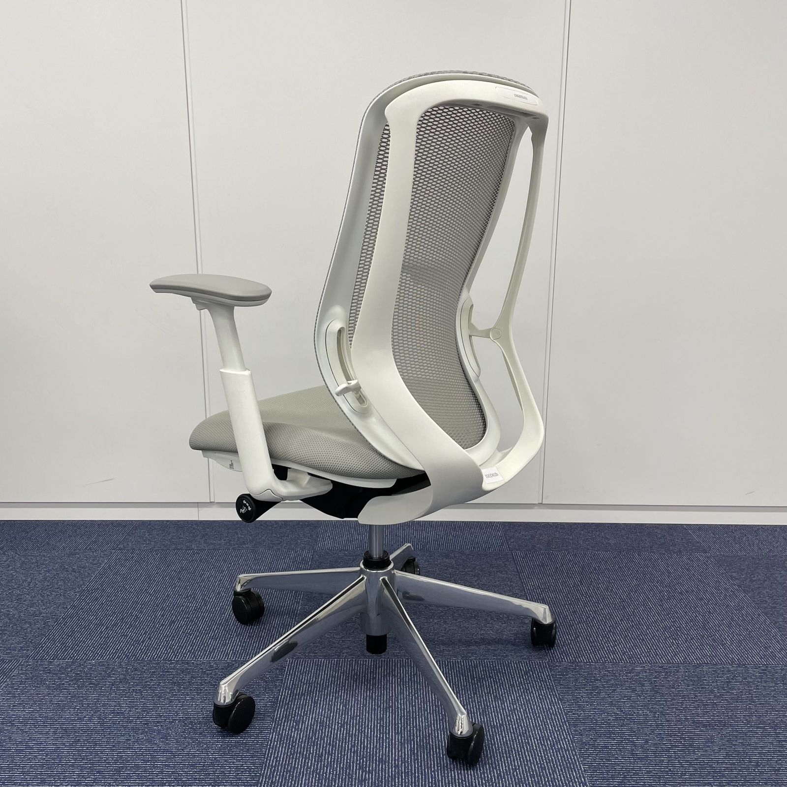 【中古 S(美品)】Sylphy(シルフィー) C685BW-FMR3 C685BW-FMR3【送料無料】 | オカムラ Sylphy通販 - Kagg.jp