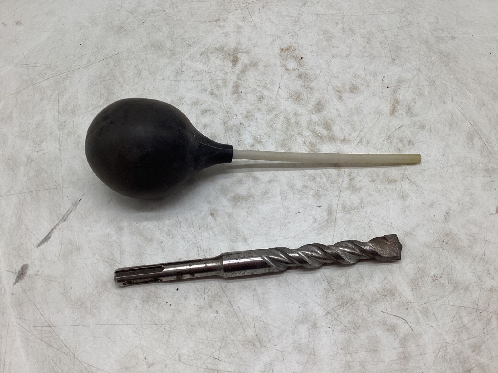 DH24PB3 IT6RZ84NUUKC