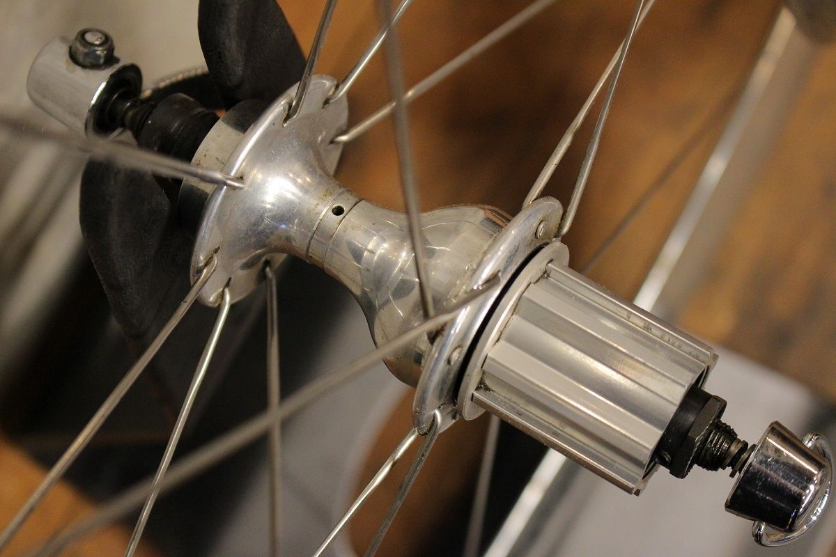 訳アリ】カンパニョーロ CAMPAGNOLO シャマル SHAMAL チタニウム 訳アリ】カンパニョーロ CAMPAGNOLO シャマル SHAMAL チタニウム