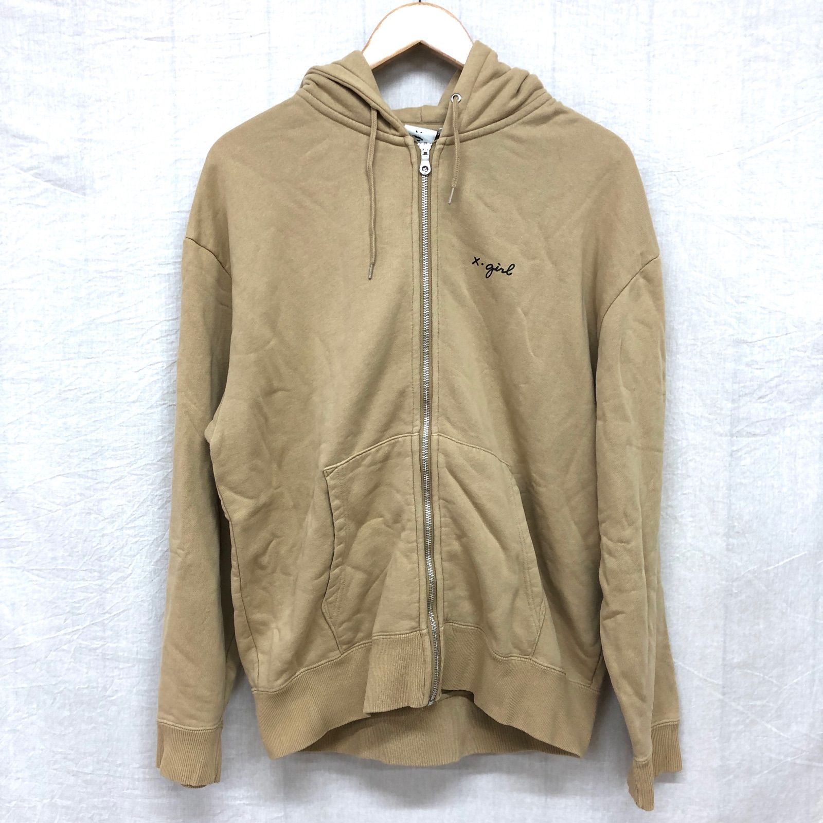 ブラウン グラフィック フルジップフーディ　エックスガール ブラウン グラフィック フルジップフーディ エックスガール ブラウン