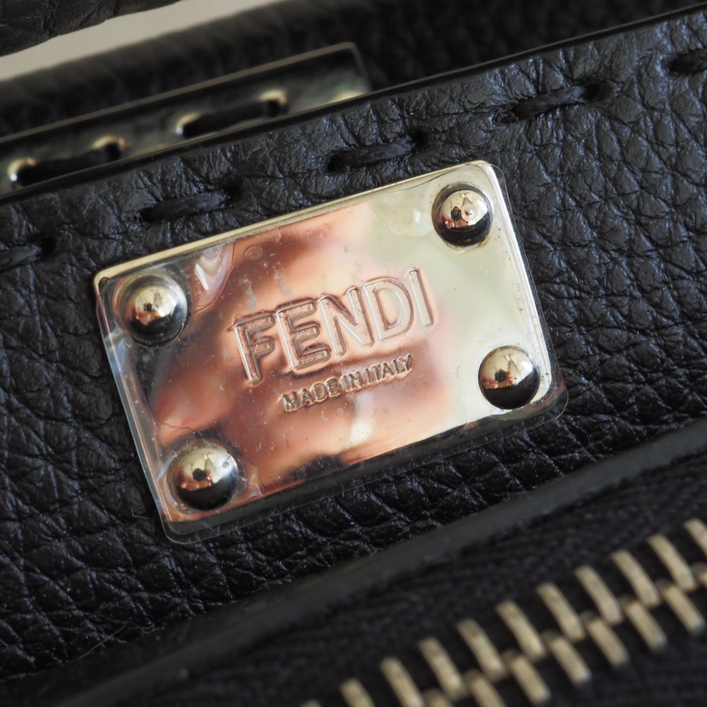 未使用極美品☆ フェンディ FENDI セレリア ピーカブー フィットミニFF 