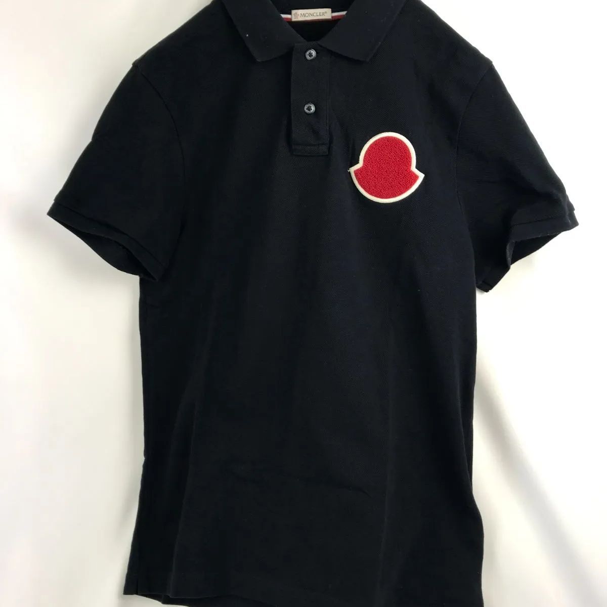 B031 MONCLER モンクレール ロゴワッペン ポロシャツ ブラック