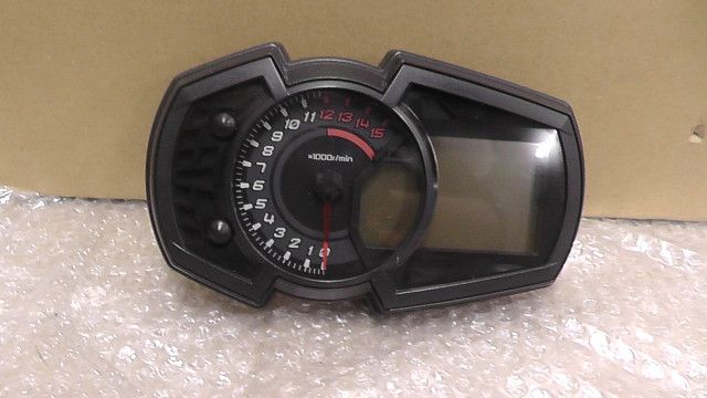 ヴェルシスX250 LE250D-A03xxx の スピードメーター 1761099251