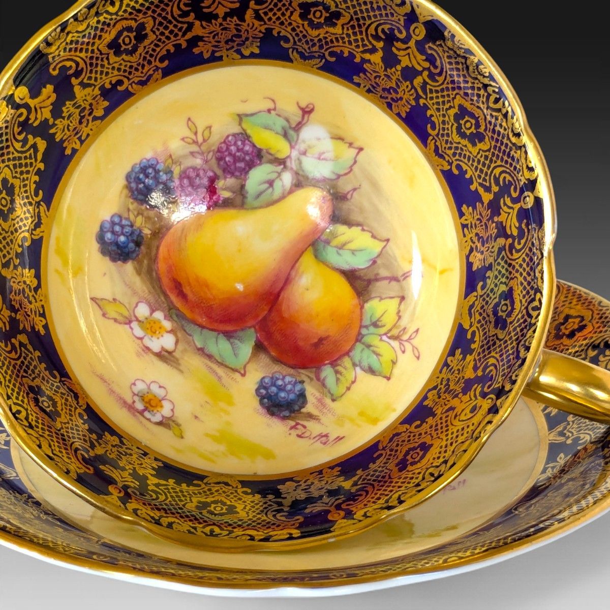 【大注目?売切れ注意】 パラゴン Paragon 果実文 コバルトブルー＆金彩 ティーセット4点 F.D.ホール＆J.ウォーターズサイン 王室御用達 1017 100%本物保証!