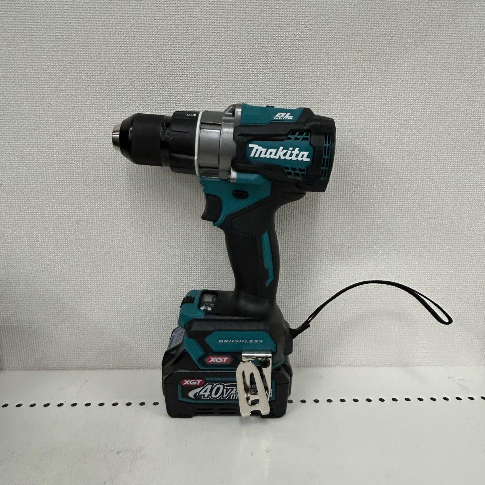 40v