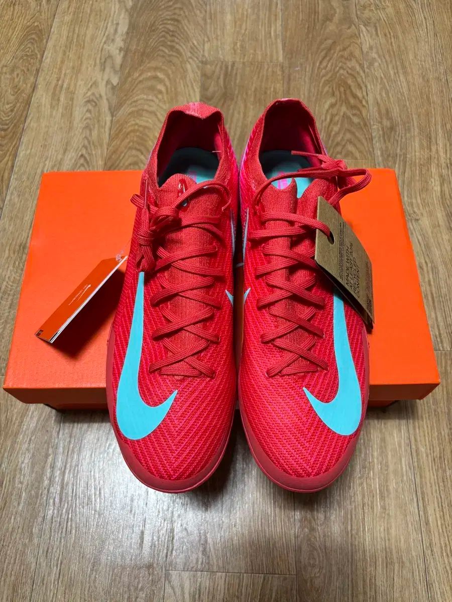 275 NIKE ナイキ マーキュリアル ヴェイパー 16 プロ tf マッドエネルギー