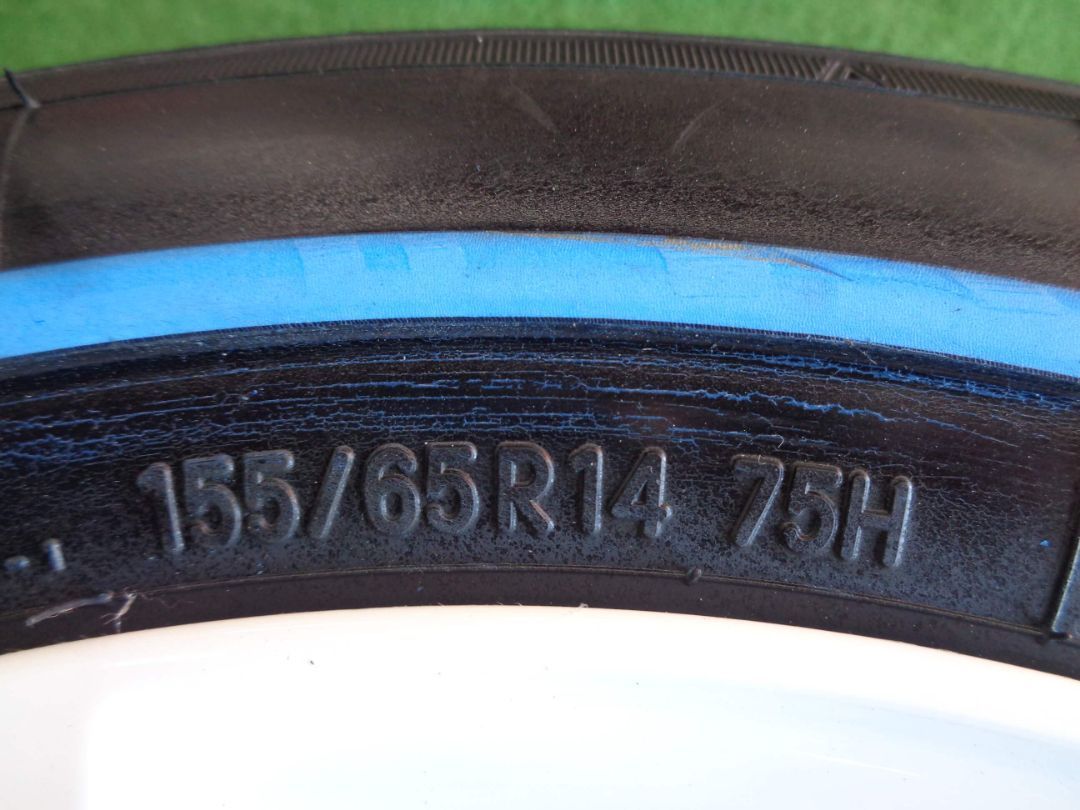 美品】スタッドレス タイヤ ホイール セット ダンロップ ELBE V