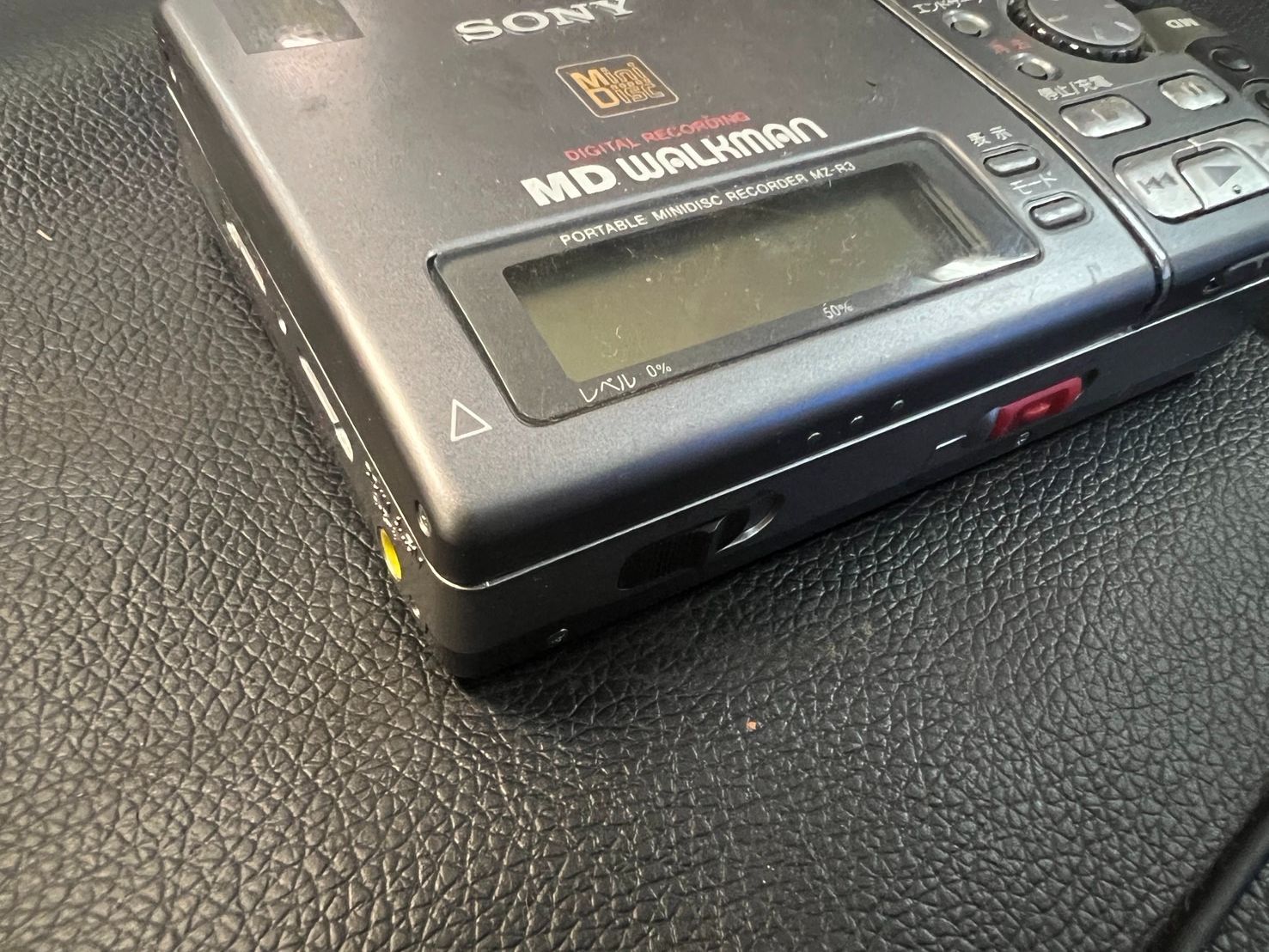 SONY ポータブルMDプレーヤー MZ-R3 SONY ソニー MD WALKMAN ウォークマン ポータブルMD MZ-R3