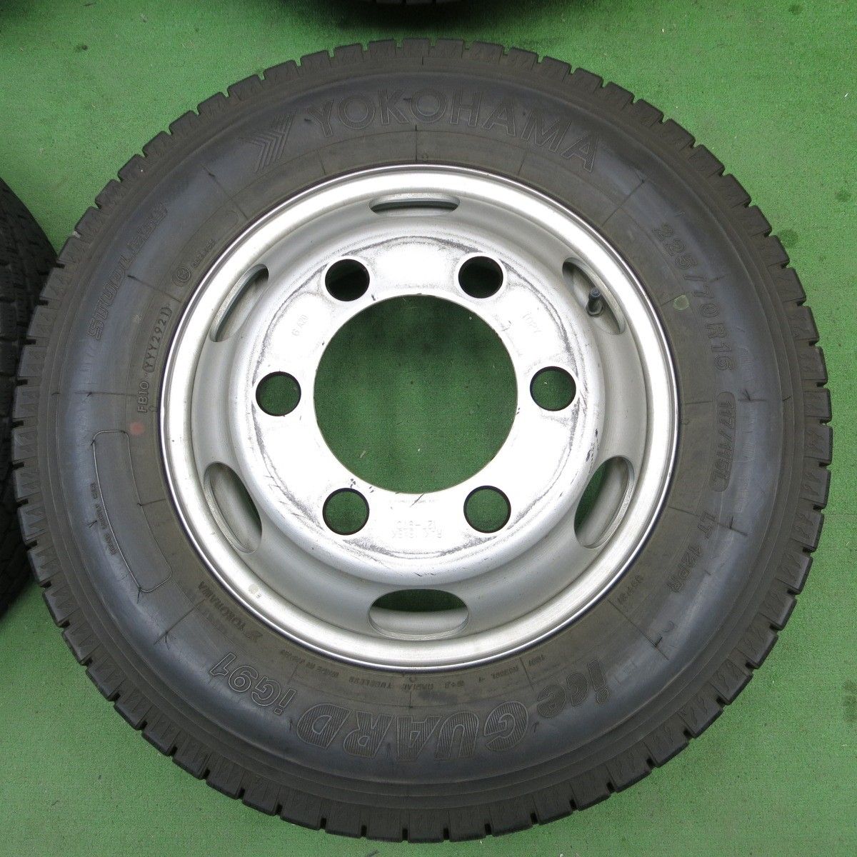 バリ溝！！ YOKOHAMA 225/70R16 117/115L LT151R 4本セット 2015年製 ヨコハマ 225/70-16 NO，÷448 ヨコハマ アイスガード iG91 \u003cbr\u003e225⁄70R16 117⁄115L225⁄70-16\u003cbr