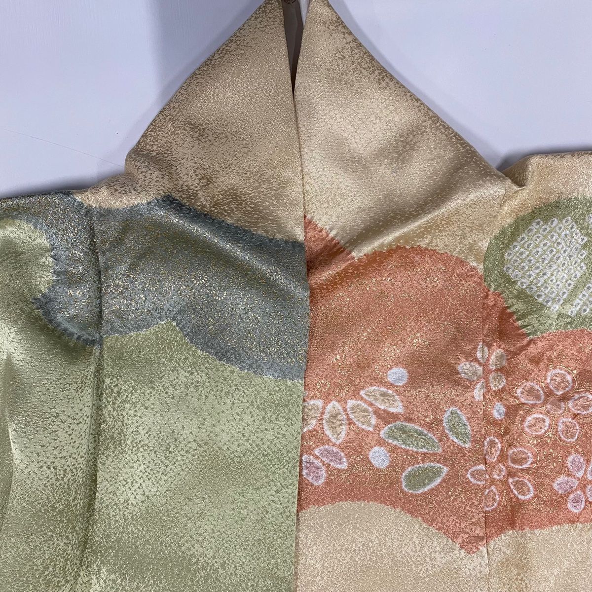 訪問着 身丈159cm 裄丈63cm S 袷 松 草花 金彩 絞り ベージュ 正絹 美  