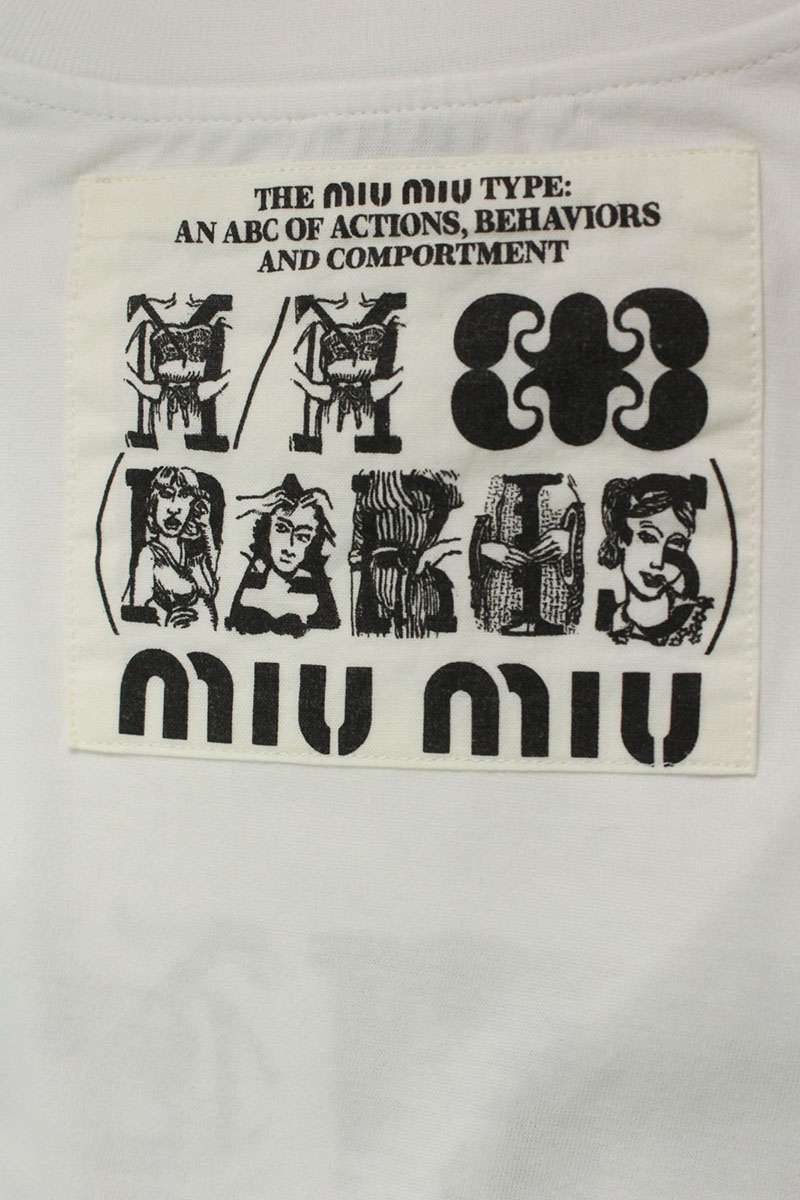 ミュウミュウ MJN066 バックパッチフロントロゴTシャツ