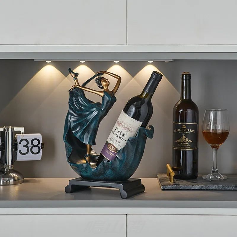 北欧クリエイティブダンスガール赤ワインラック バー ワインホルダー 動物彫刻置物 室内装飾ギフト