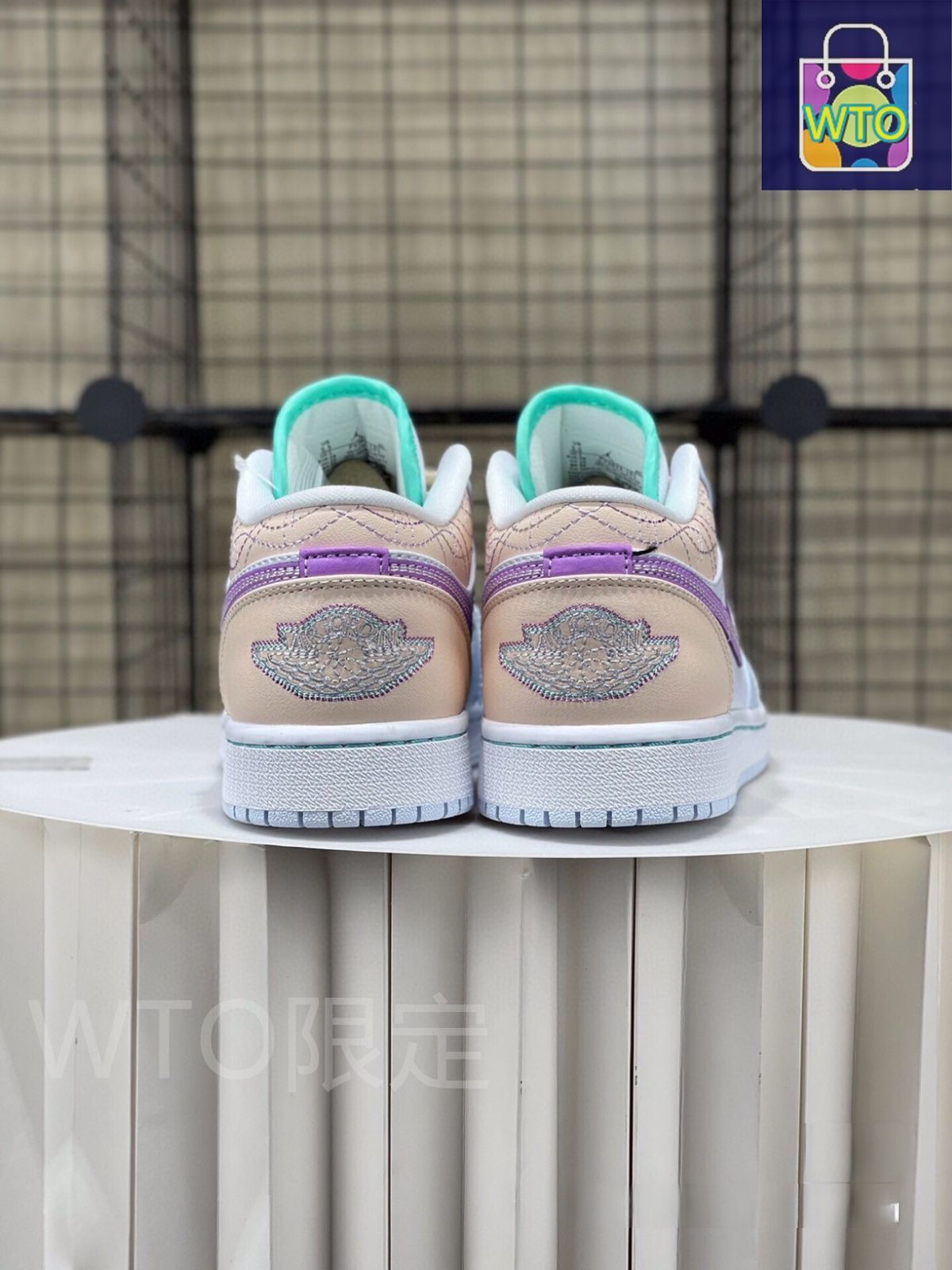 お値下げしました??即購入 箱付新品?? Air Jordan 1 Low AJ1