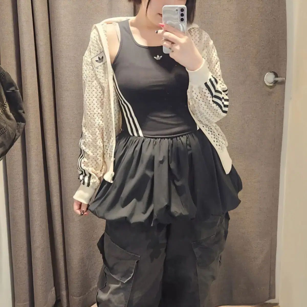 adidas アディダス