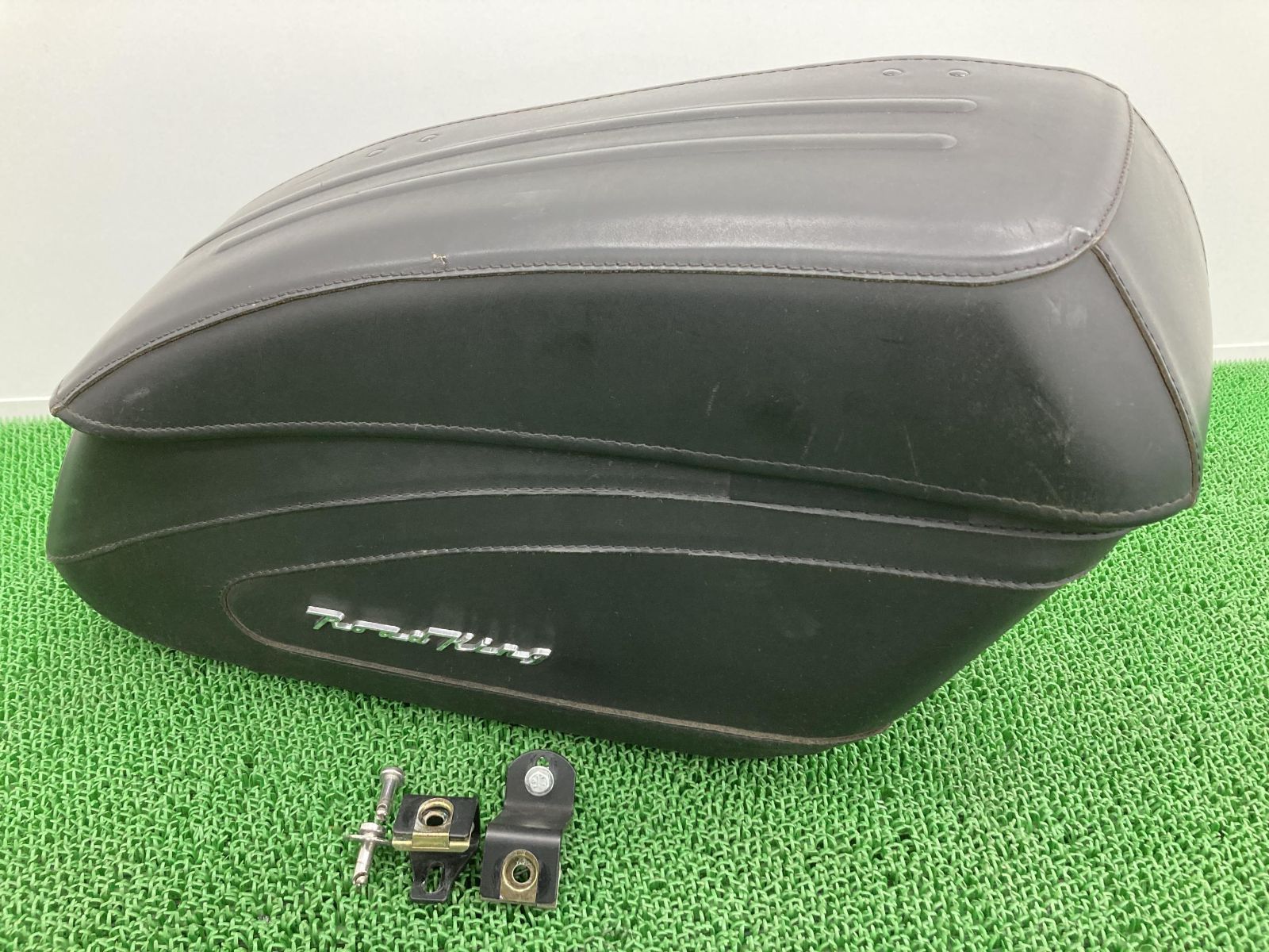 King！ FLHRS1580 サドルバッグ 右 70396/21052 ハーレー 純正 中古 2007年式