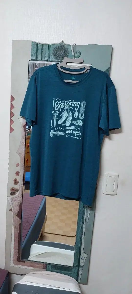 【雷市場（ポンジャン）商品韓国直送】THE NORTH FACE(ザノースフェイス) Tシャツ