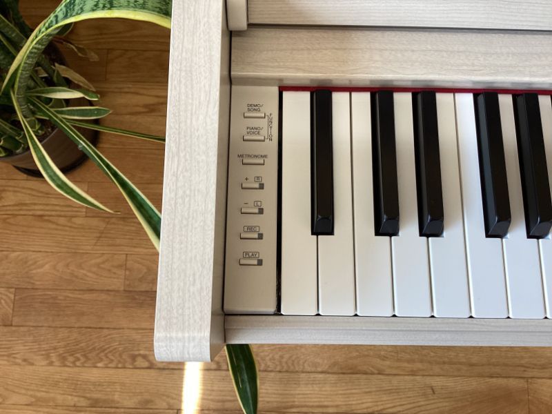 ヤマハ YAMAHA 電子ピアノ ARIUS（アリウス）ホワイトウッド調仕上げ