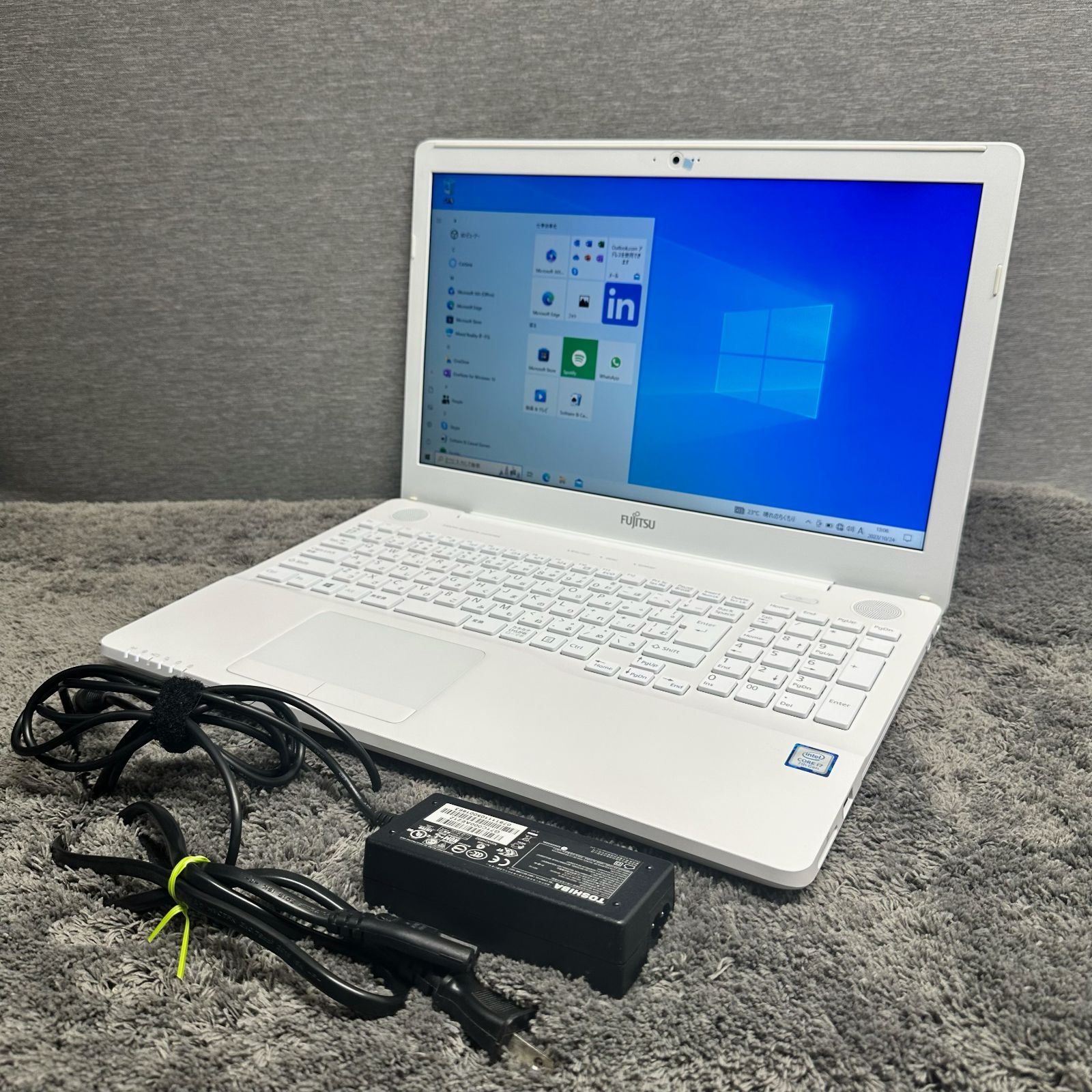 1ヶ月保証】FUJITSU LIFEBOOK i7-7700HQ メモリ4GB HDD1TB Windows10