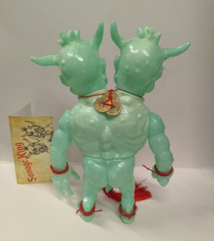 Toy Art Gallery izumonster Savage King 緑蓄光成型