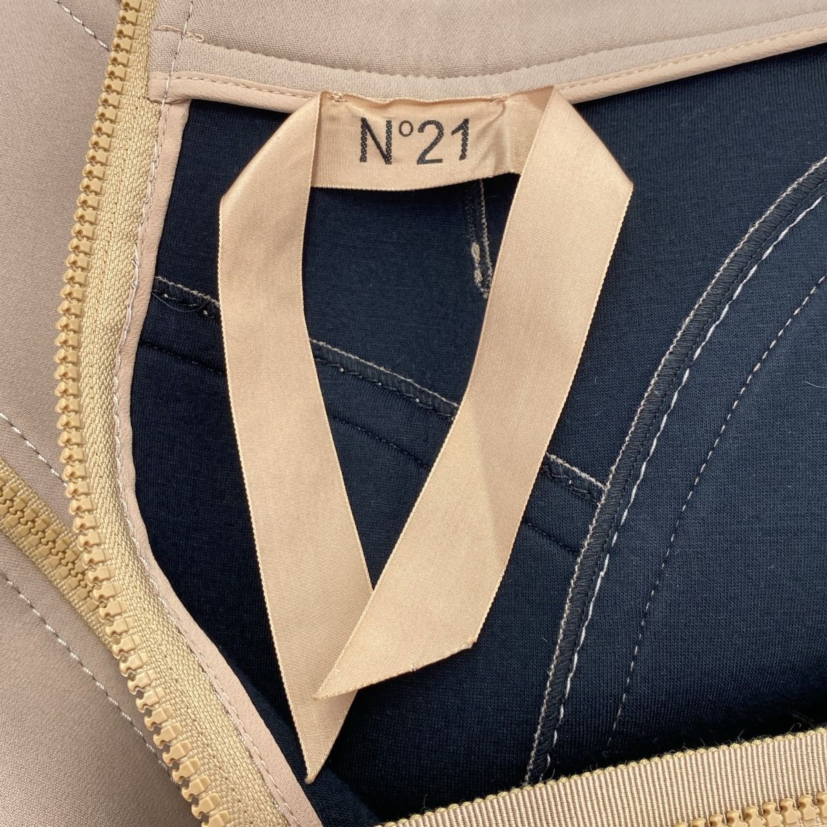 N°21 NUMERO VENTUNO ヌメロ ヴェントゥーノ 21AW ネオプレーンレースコンビスカート P21IN2M C0435336 ピンク 40 WWW_SIROKUMA-CORPORATION_COM