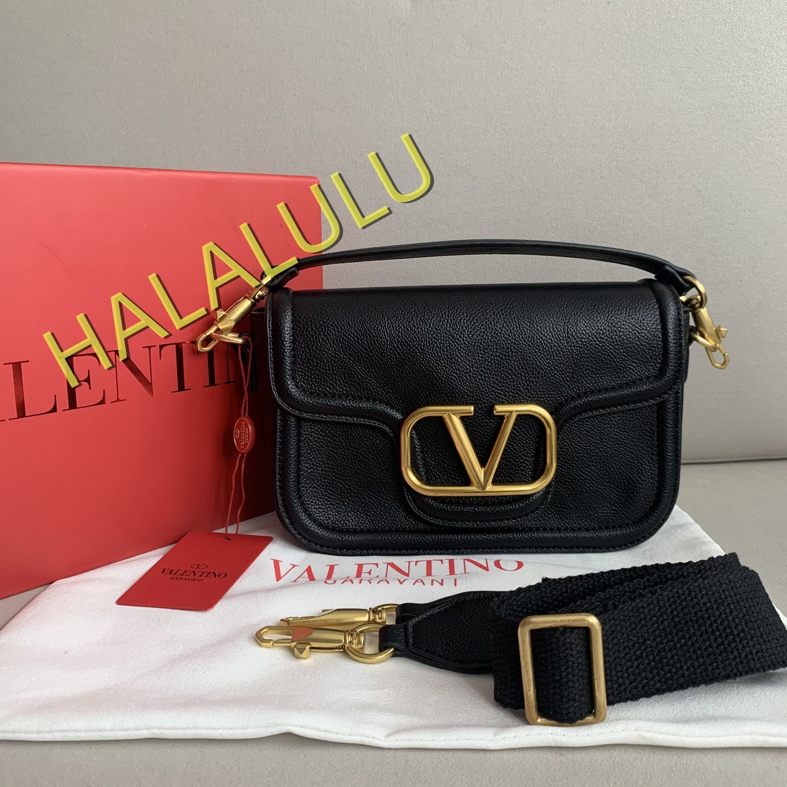 Valentino  ショルダーバッグ    ハンドバッグ  ヴァレンティノ