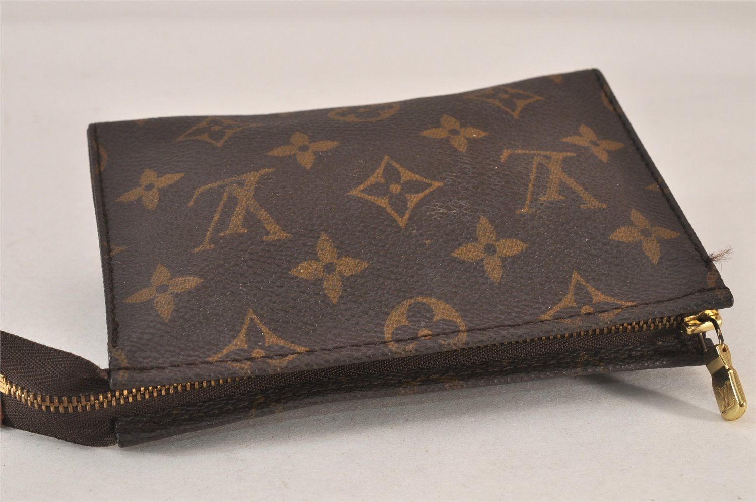 LOUIS VUITTON ルイヴィトン モノグラム ポッシュトワレ 15
