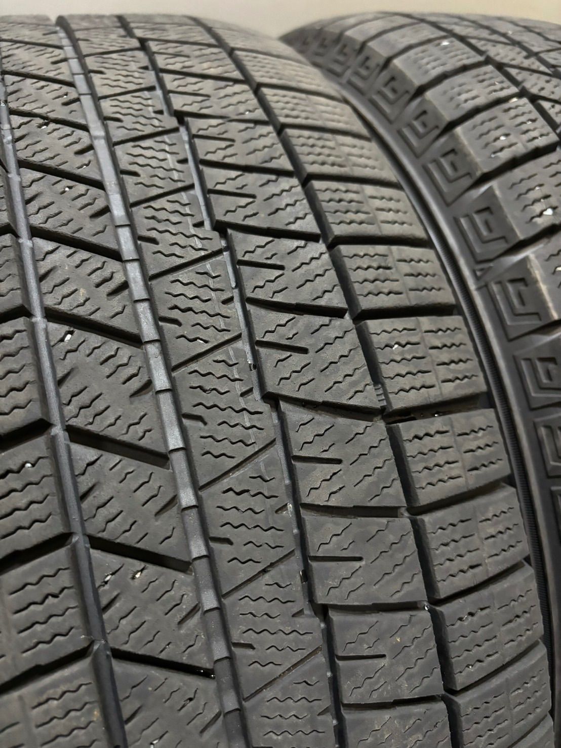 21年製 スタッドレス