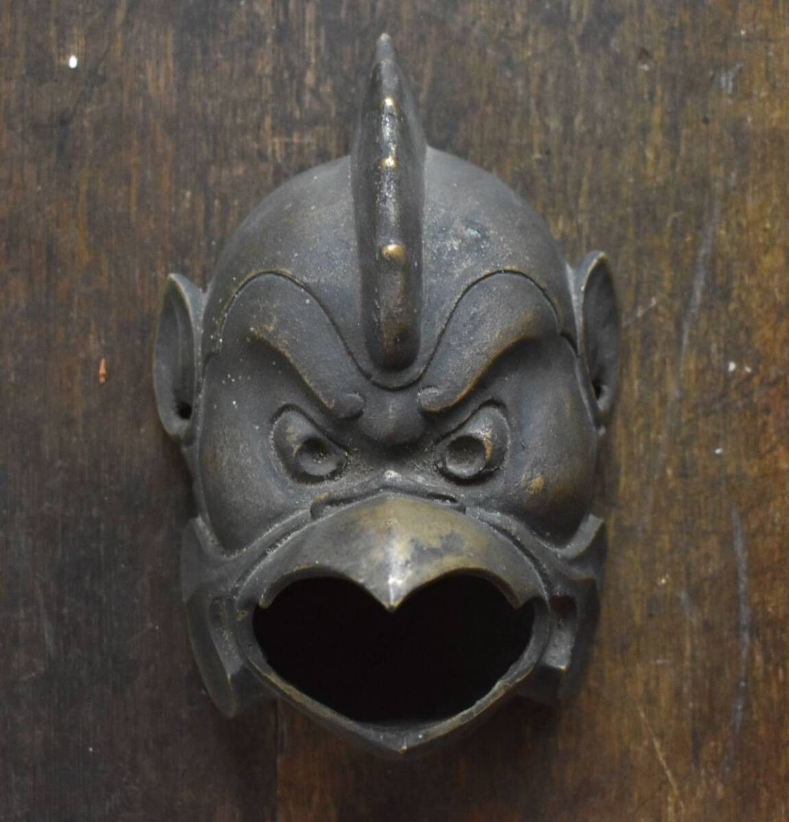 烏天狗 鉄面 在銘 昭和7年 迦楼羅王 1932年 16×10.5cm お面 魔除け からす 修験道 OSIa4y