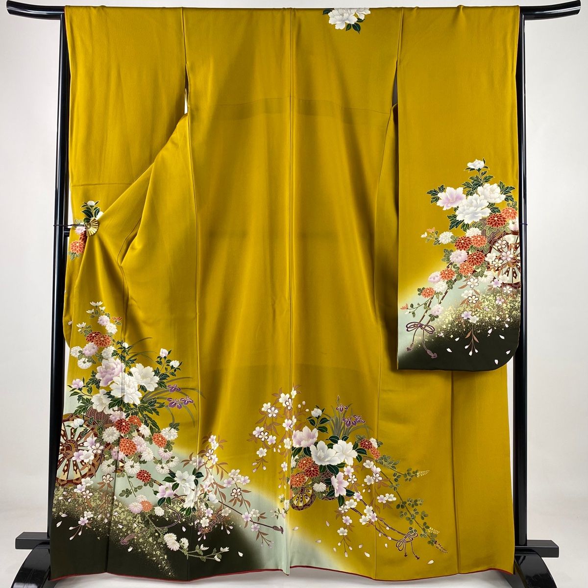バイセル 着物 名品 振袖 緑 草花 鏡裏文 金糸 金彩 正絹 袷（10月～5月） 171cm Lサイズ ☆☆☆☆