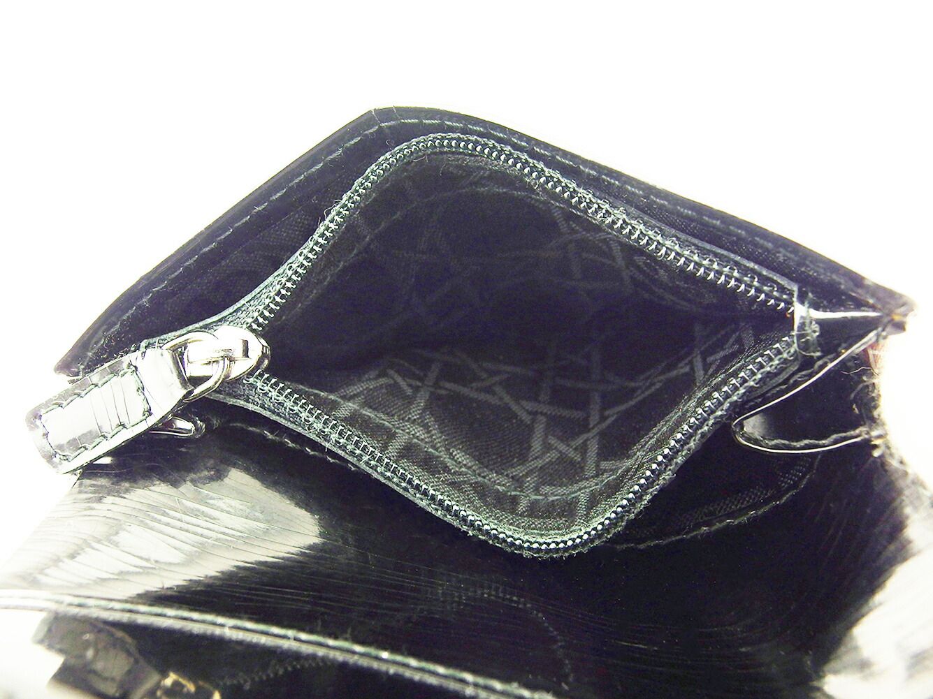 最大30％OFF☆クリスマスSALE】ディオール Dior 三つ折り財布 CDマーク