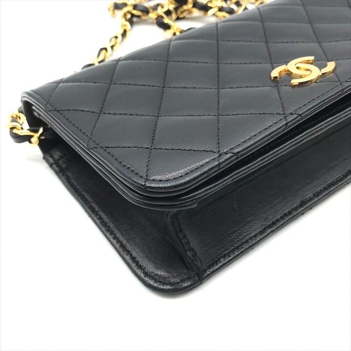 美品 CHANEL シャネル ココマーク ミニ マトラッセ ラムスキン プッシュロック チェーン ショルダー バッグ ブラック a3488 美品 CHANEL シャネル ココマーク ミニ マトラッセ ラムスキン